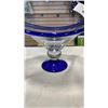 Image 2 : ART GLASS CENTERPIECE