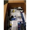 Image 2 : BOX OF UNIVERSAL REMOTE CONTROLS