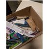 Image 2 : TRAY OF TOOTHRUSHES, TOOTH CLEANING TOOLS, TOOTHBRUSH HEADS