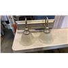 Image 2 : 3 WALL SCONCE LIGHT FIXTURES