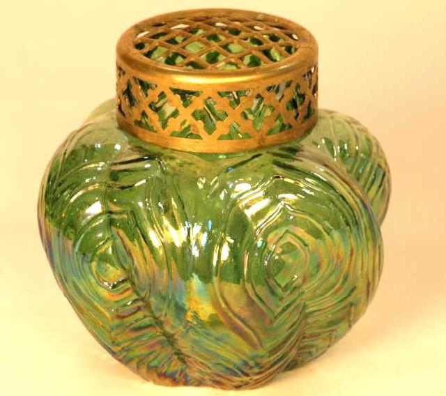 Green art glass potpourri vase