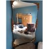 Image 19 : Mirror and Decor C