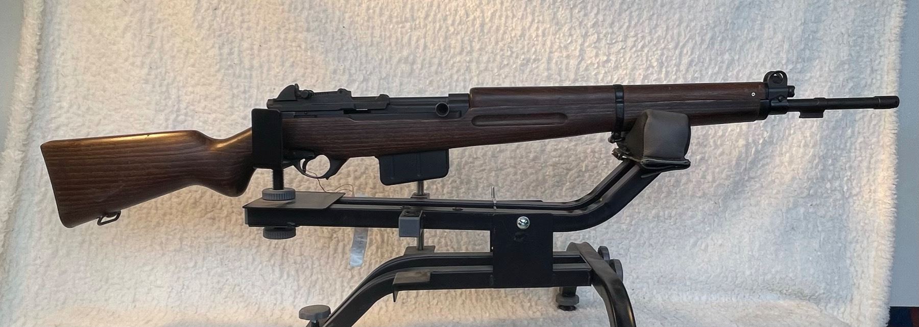 FABRIQUE NATIONALE FN48 8MM RIFLE WITH CLIP