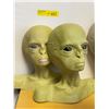 Image 1 : Generic Alien Heads (2)