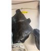 Image 1 : 2 Pc. Carbon Fibre impact proof protective gear