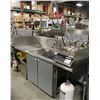 Image 3 : 3-WELL STAINLESS STEEL COMMERCIAL SINK W/ DUAL