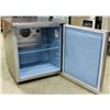 Image 7 : 27" DELFIELD S/S SINGLE DOOR UNDERCOUNTER COOLER *TESTED & WORKING