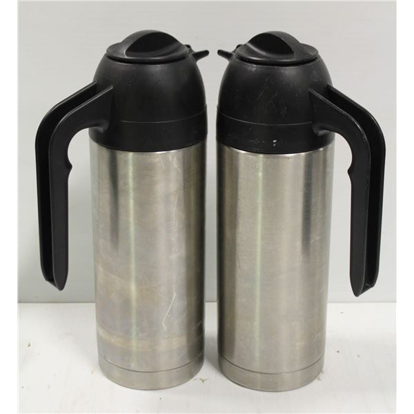 TWO 32 OZ / 944ML STAINLESS STEEL CARAFE'S W/ LIDS