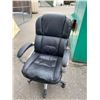 Image 1 : Office chair