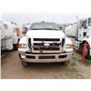 Image 2 : 2008 FORD F750 XLT Fuel / Lube Truck