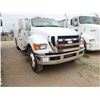 Image 3 : 2008 FORD F750 XLT Fuel / Lube Truck