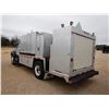 Image 2 : 2006 FORD F750 XL Fuel / Lube Truck