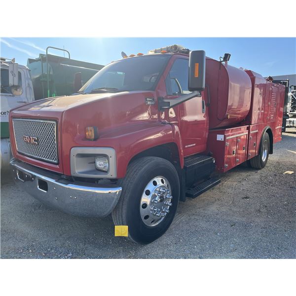 2006 GMC C8500 Fuel / Lube Truck