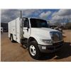 Image 4 : 2015 INTERNATIONAL 4300 Fuel / Lube Truck