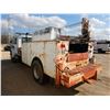 Image 2 : 2001 INTERNATIONAL 4900 Service / Mechanic Truck