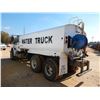 Image 2 : 2011 INTERNATIONAL 4400 DURASTAR Water Truck