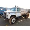 Image 1 : 1985 INTERNATIONAL S1900 Water Truck