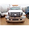 Image 2 : 2007 FORD F750 XLT Gas / Fuel Truck