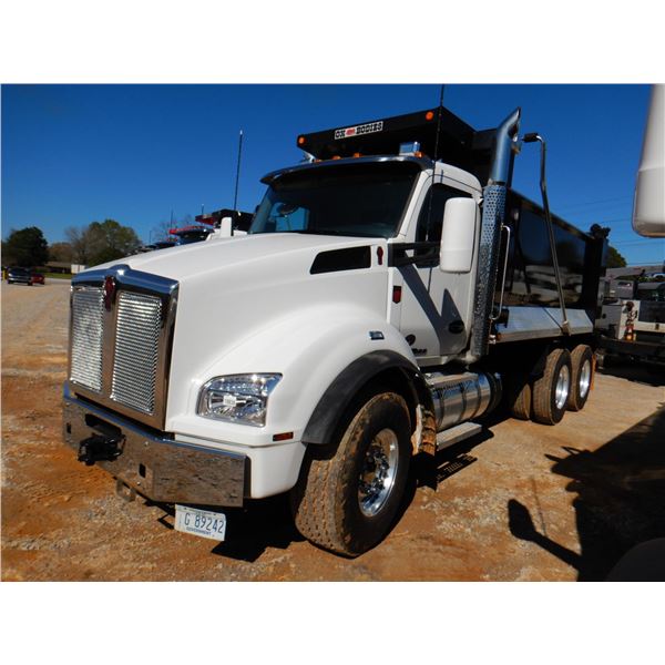 2021 KENWORTH T880 Dump Truck