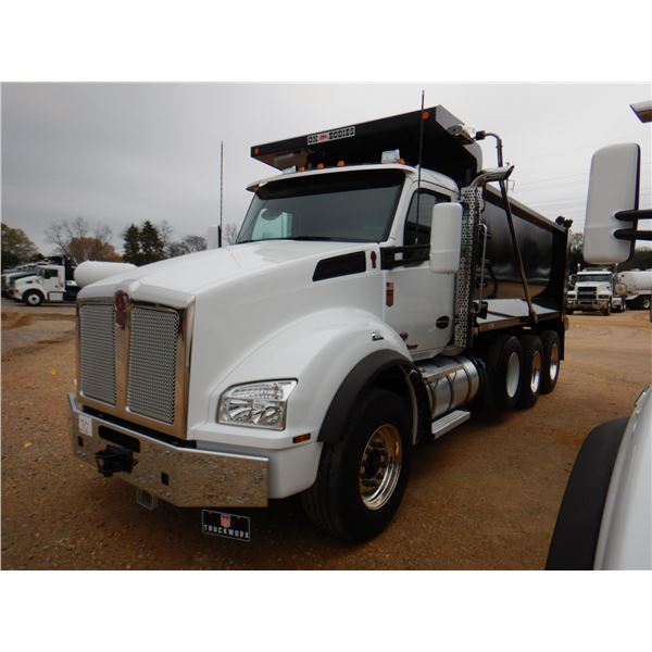 2021 KENWORTH T880 Dump Truck