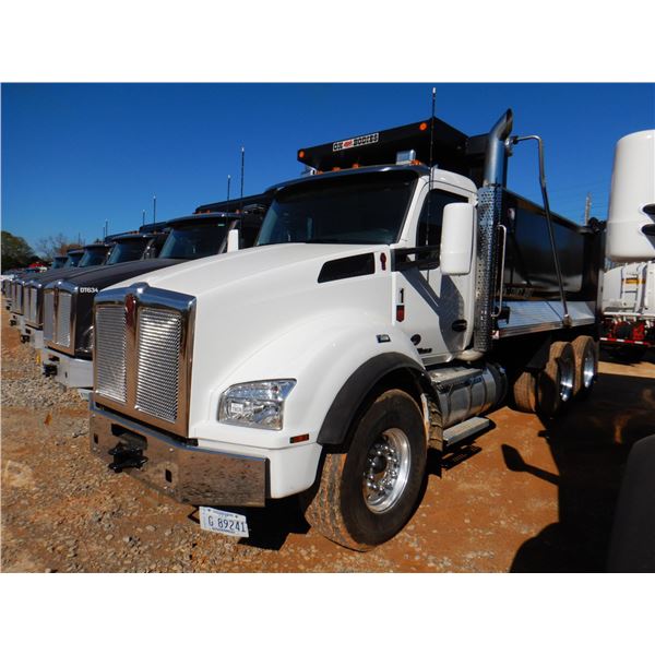 2021 KENWORTH T880 Dump Truck