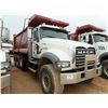 Image 3 : 2021 MACK GR64F Dump Truck