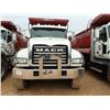 Image 2 : 2021 MACK GR64F Dump Truck