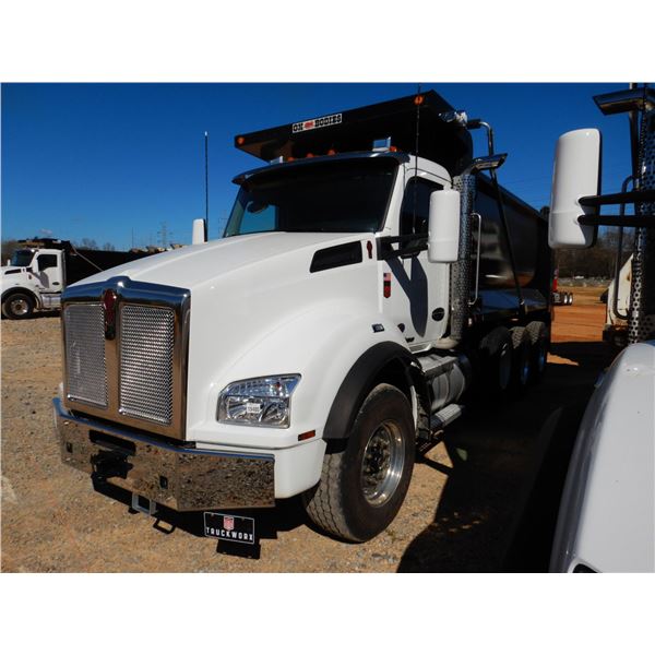 2021 KENWORTH T880 Dump Truck