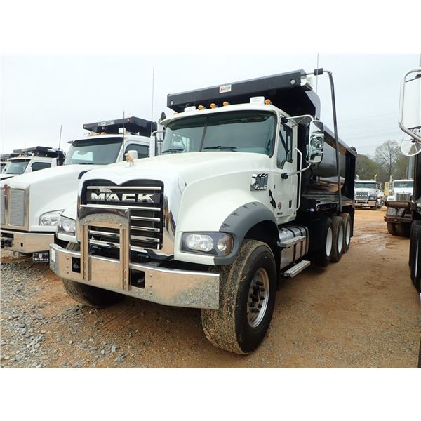 2021 MACK GR64F Dump Truck