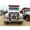 Image 2 : 2021 MACK GR64F Dump Truck