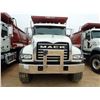 Image 2 : 2021 MACK GR64F Dump Truck