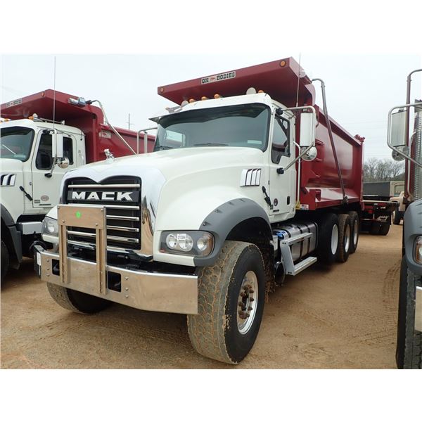 2021 MACK GR64F Dump Truck