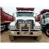 Image 2 : 2021 MACK GR64F Dump Truck