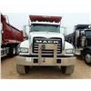 Image 2 : 2021 MACK GR64F Dump Truck