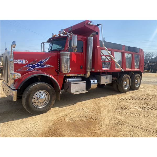 2018 PETERBILT 389 Dump Truck