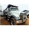 Image 3 : 2020 MACK GR64F Dump Truck