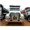 Image 2 : 2020 MACK GR64F Dump Truck