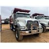 Image 6 : 2020 MACK GR64F Dump Truck