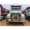 Image 7 : 2020 MACK GR64F Dump Truck