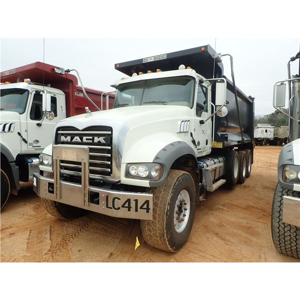 2020 MACK GR64F Dump Truck