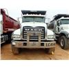 Image 2 : 2020 MACK GR64F Dump Truck