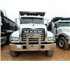 Image 2 : 2019 MACK GR64F Dump Truck