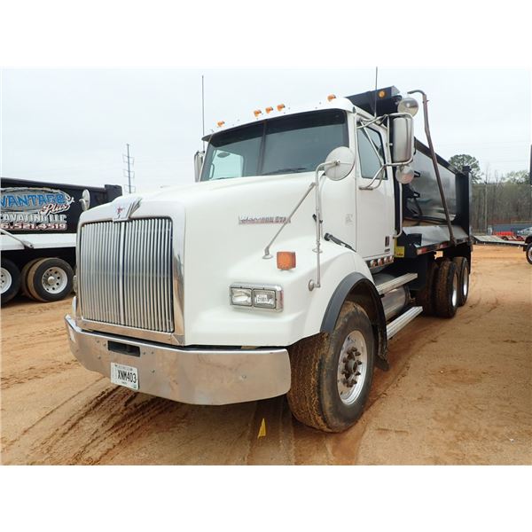 2016 WESTERN STAR 4900 SB Dump Truck
