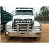 Image 2 : 2014 MACK GU713 Dump Truck
