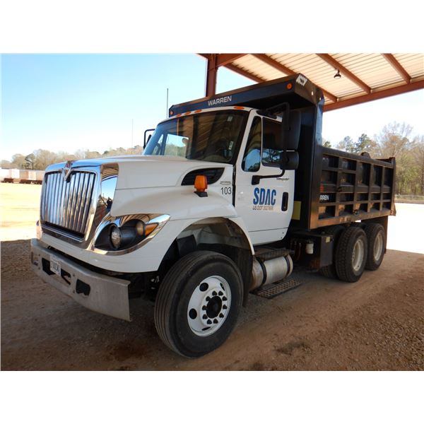 2011 INTERNATIONAL WORKSTAR 7400 Dump Truck