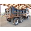 Image 3 : 2011 INTERNATIONAL WORKSTAR 7400 Dump Truck