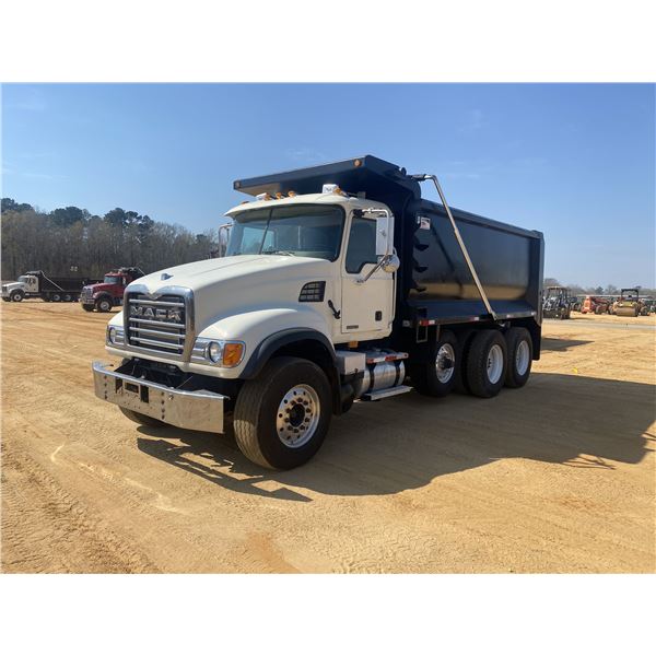 2007 MACK CV713 Dump Truck