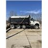 Image 2 : 2005 INTERNATIONAL 7600 Dump Truck