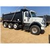Image 4 : 2005 INTERNATIONAL 7600 Dump Truck