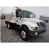 Image 4 : 2003 INTERNATIONAL 7400 Dump Truck